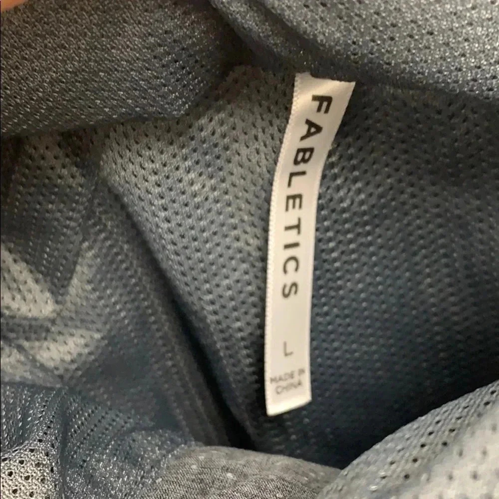 Fabletics Danielle Gray Running Jacket Size Large - image 5